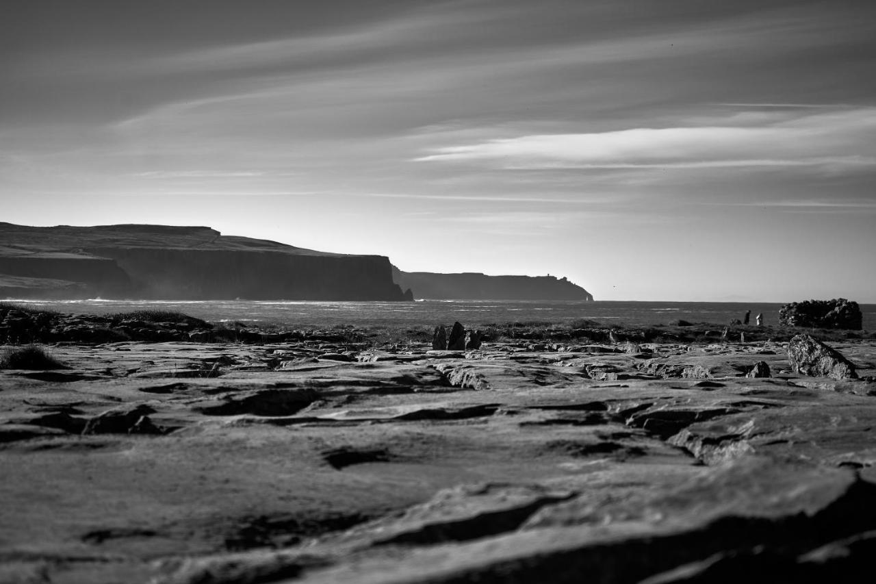 The Sleepy Leprechaun Bed and Breakfast Doolin Esterno foto